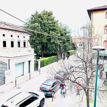 Vintage Bed & Breakfast Venice